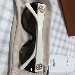 Tory Burch Sunglass